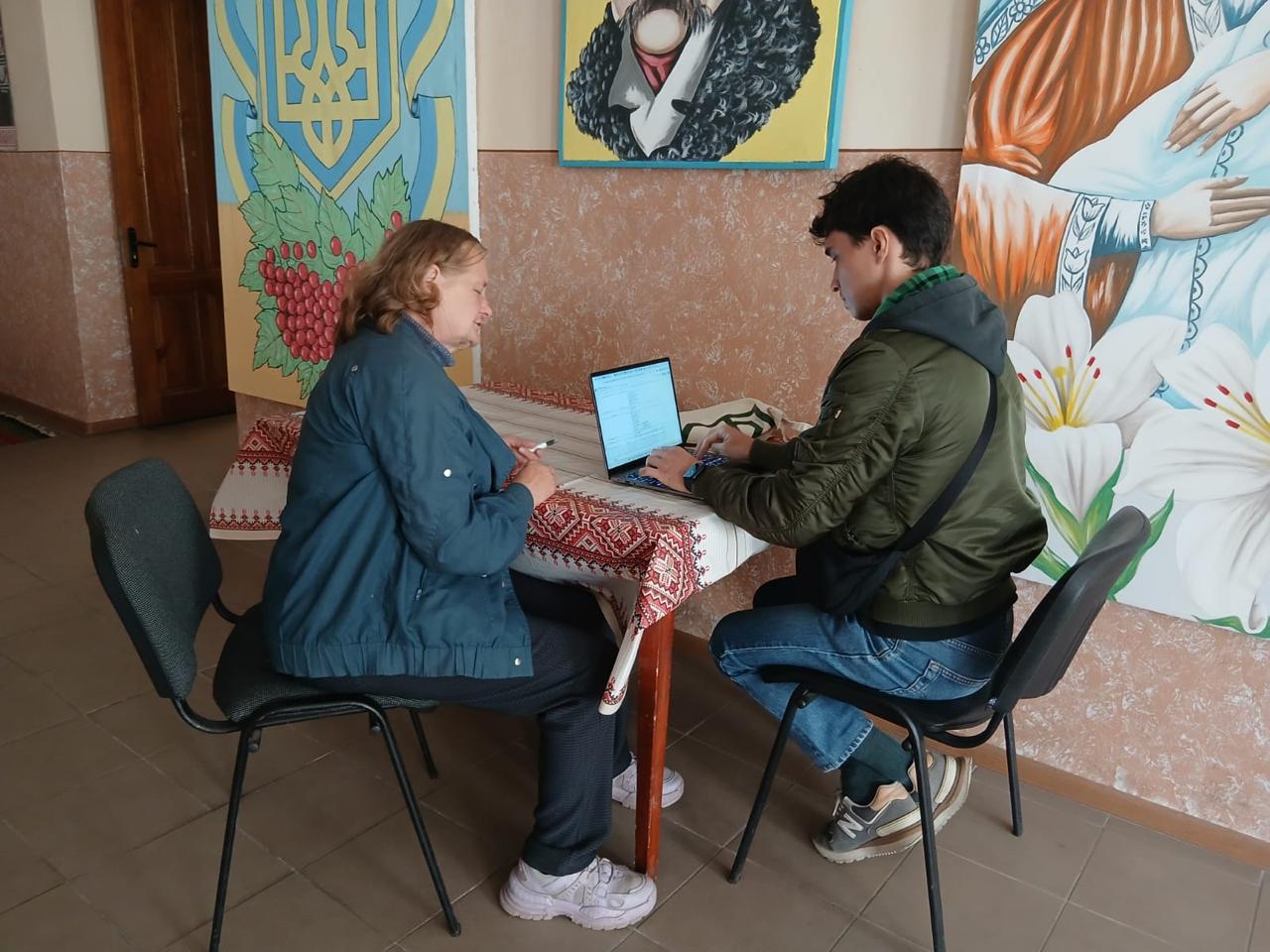 Команда мобільної групи з Львівщини відвідала Глиняни. Яку допомогу надали?