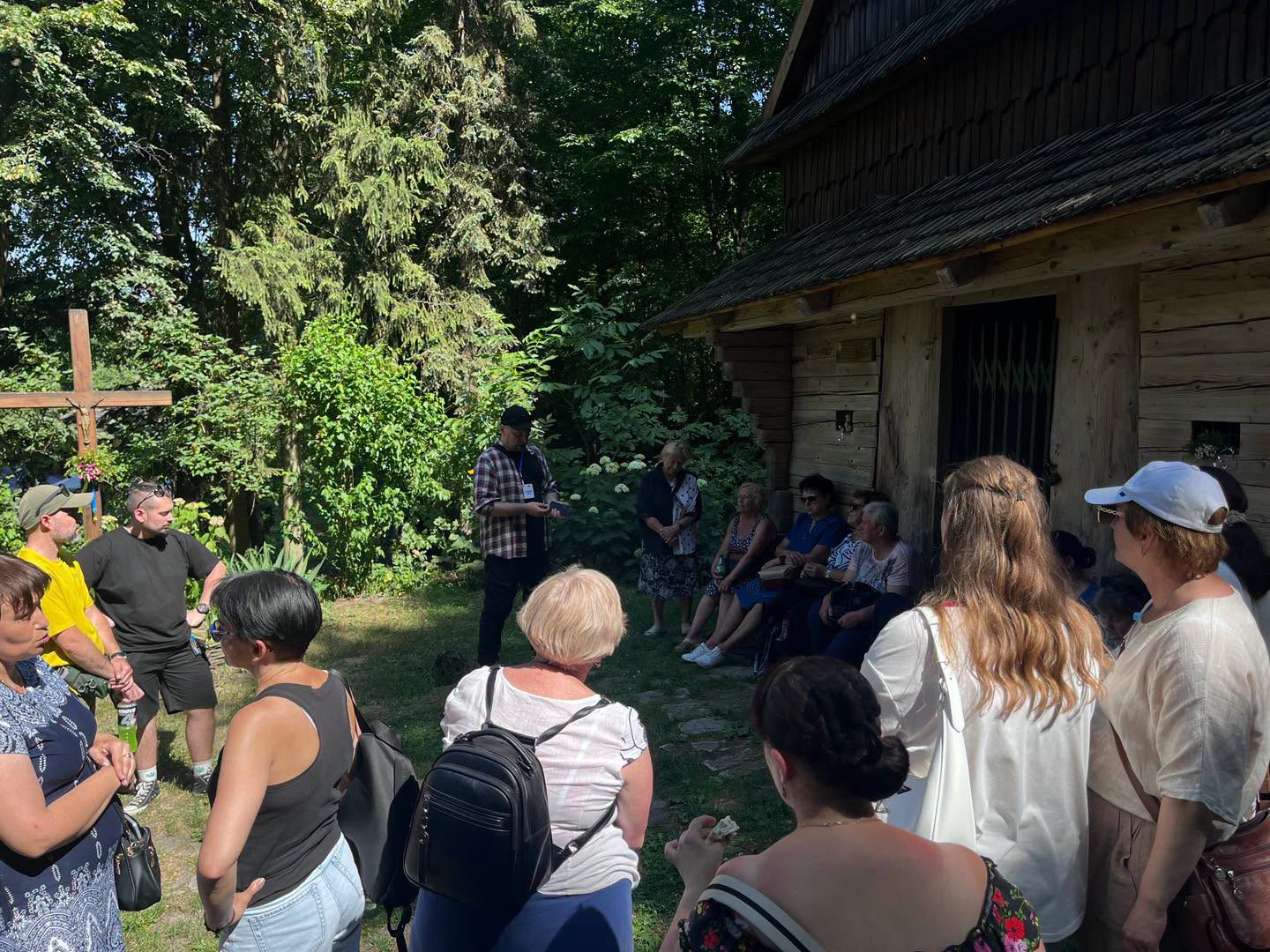 «Тут я відчула підтримку, якої мені так бракує»: як пройшла поїздка для родин зниклих безвісти військових