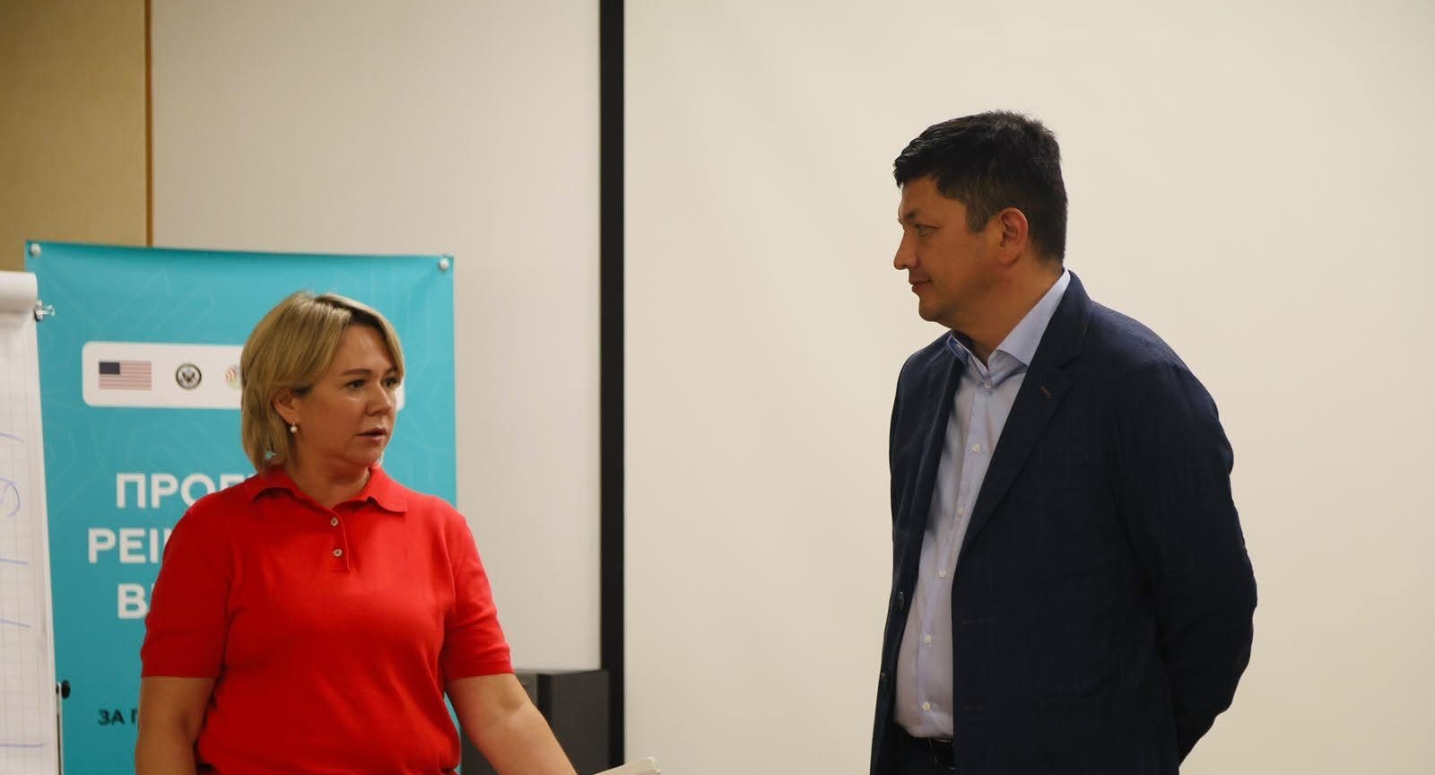 Міністр у справах ветеранів Віталій Кім відвідав навчальний кемп для фахівців із супроводу