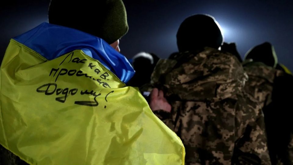 «Пакунок турботи» і підтримка поруч: як ГО ВСУ «Серцевір» зустрічає звільнених з полону